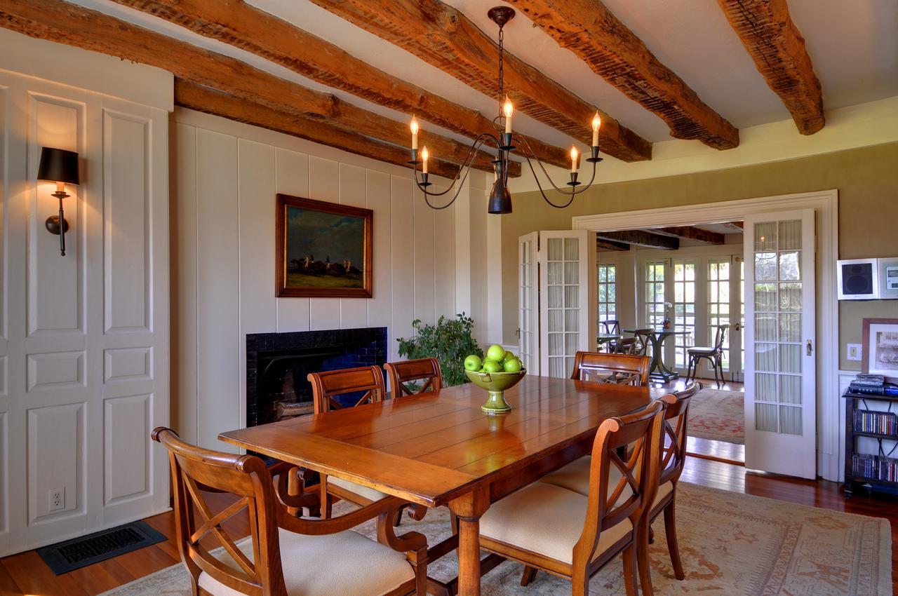 לינה וארוחת בוקר איסט המפטון The Baker House 1650 מראה חיצוני תמונה